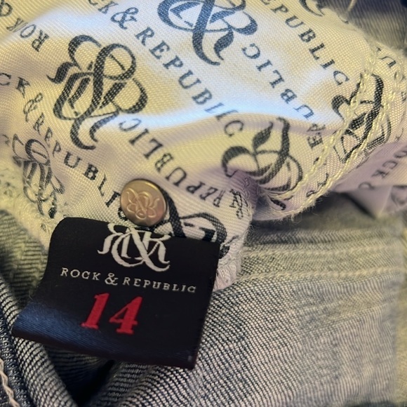 ROCK & REPUBLIC • Women’s Stars & Stripes American Fourth of July Jean Shorts - Picture 4 of 5